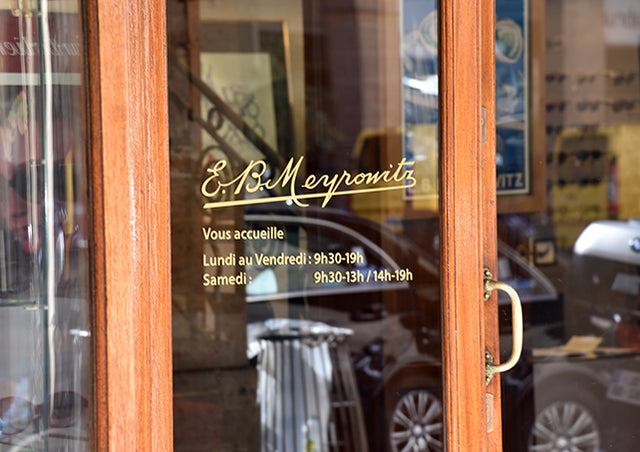 ヴァンドーム広場とパリの老舗眼鏡店、E.B.Meyrowitz|E.B. メロヴィッツ