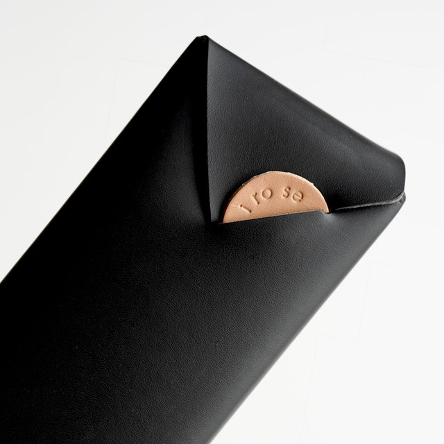 i ro se | イロセ SEAMLESS GLASSES & PEN CASE
