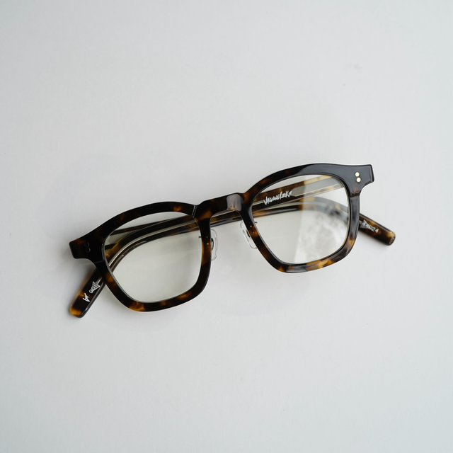 MEGANEROCK | メガネロック vector006