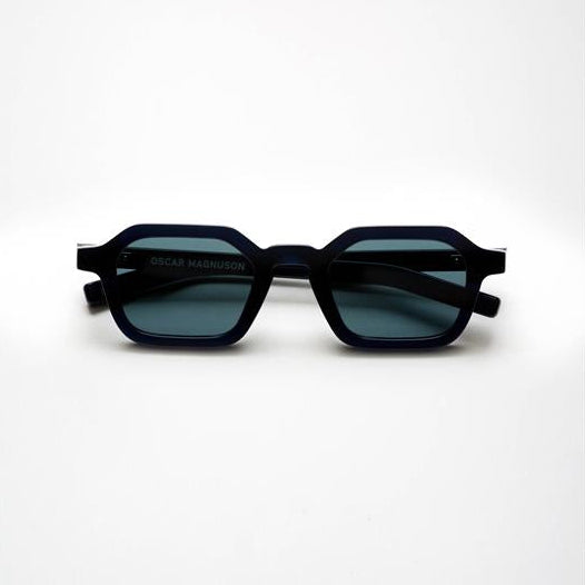 OSCAR MAGNUSON  | オスカー マグナソン 　Andre SUN