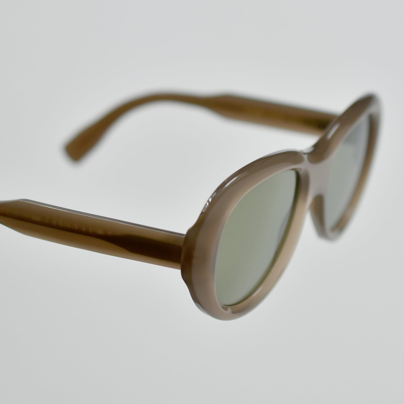 AUDE HEROUARD | オード エルアール Armelle – blinc web store